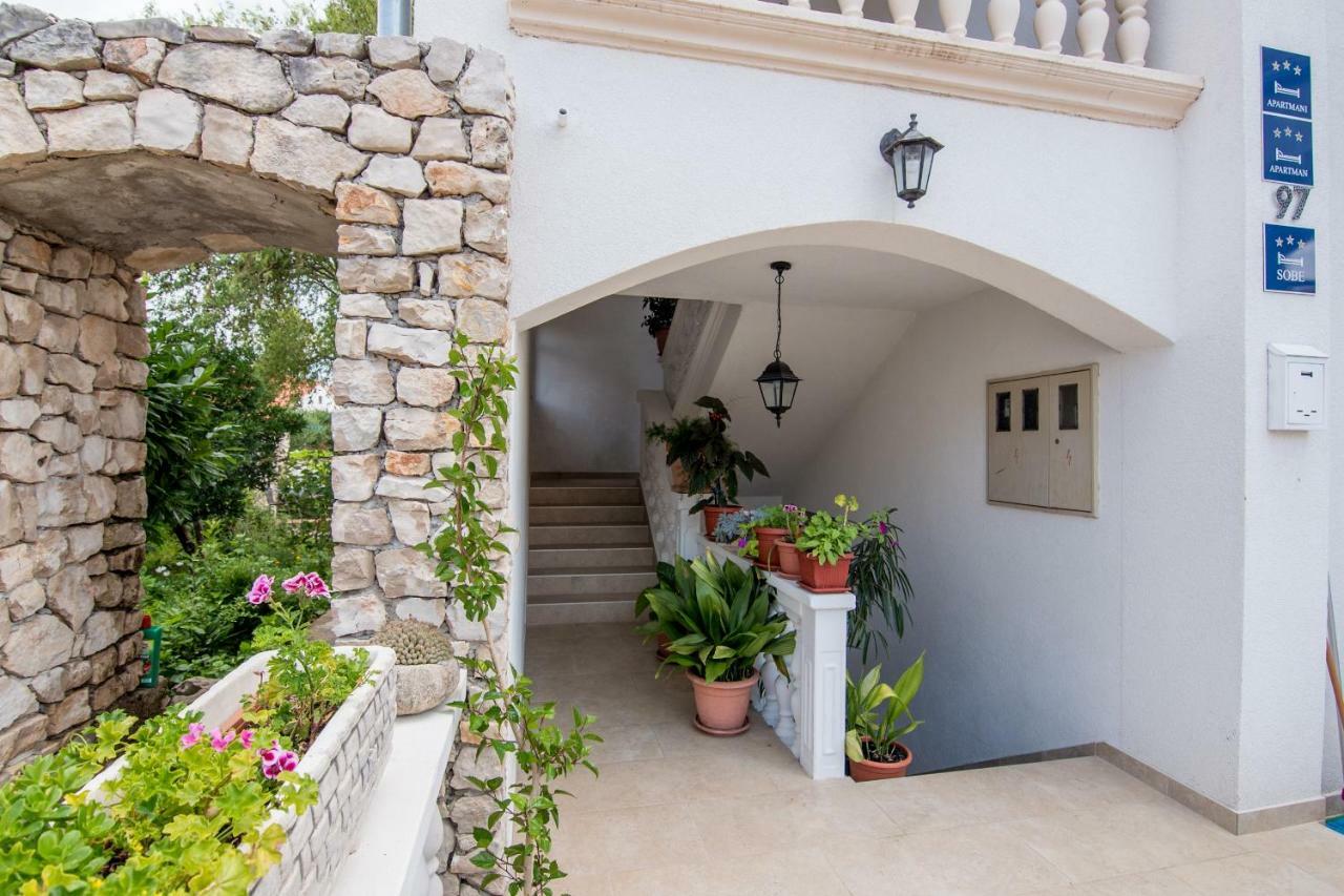 Apartman Bilac Vodice Luaran gambar